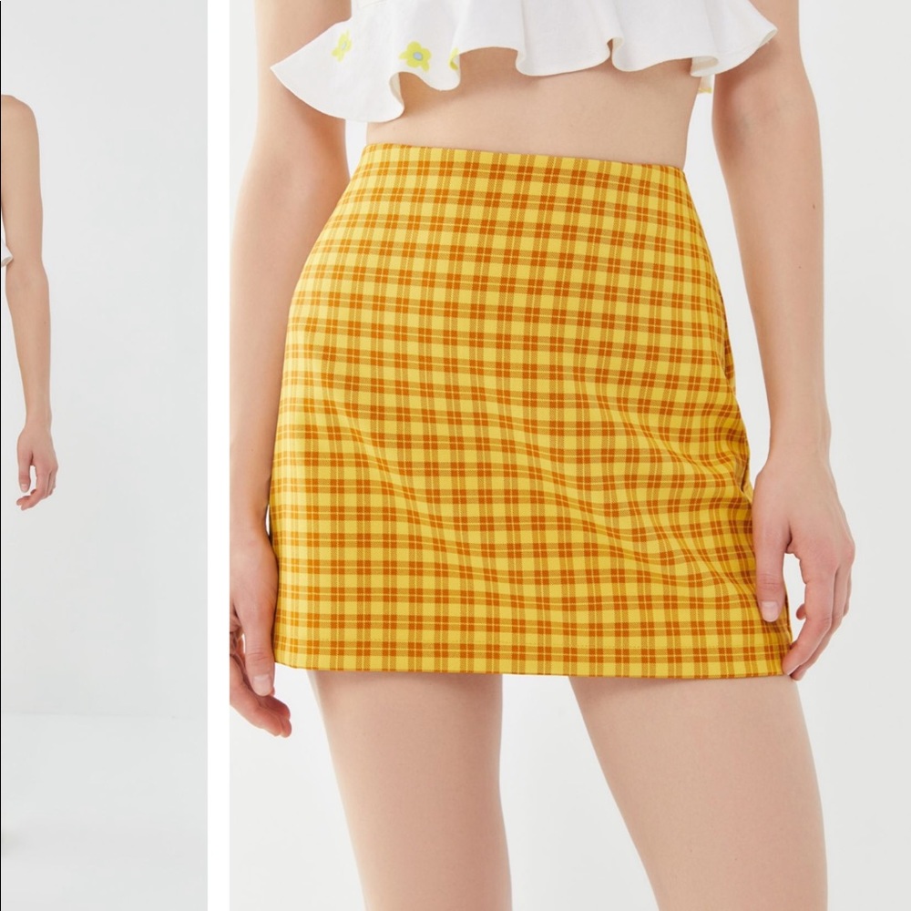 Urban yellow check skirt never worn - Picture 1 of 2